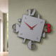 Orologio da parete in legno dal design moderno con quadrante con numeri