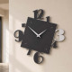 Orologio da parete in legno dal design moderno con quadrante con numeri