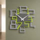 Orologio da parete in legno dal design moderno ed elegante