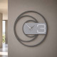 Orologio da parete in legno dallo stile moderno e minimalista