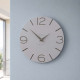 Orologio da parete in legno rotondo dal design moderno