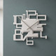 Orologio da parete con numeri grandi in legno