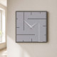 Orologio da parete quadrato in legno dal design moderno ed elegante