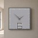 Orologio da parete quadrato in legno dal design moderno