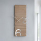 Orologio da parete rettangolare verticale in legno dal design moderno