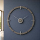 Orologio da parete rotondo in legno dal design moderno e minimalista