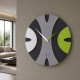 Orologio da parete rotondo in legno dal design moderno ed elegante