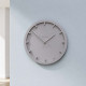 Orologio da parete rotondo in legno dal design moderno