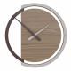 Orologio da parete rotondo in legno dallo stile moderno ed elegante