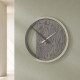 Orologio da parete rotondo in legno dallo stile moderno ed elegante