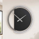 Orologio da parete rotondo in legno dallo stile moderno ed elegante