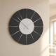 Orologio da parete rotondo medio dal design moderno ed elegante