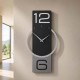 Orologio da parete verticale in legno dal design moderno ed elegante