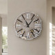 Orologio da parete rotondo medio con bassorilievo con retro in legno massello