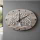 Orologio ovale con bassorilievo con retro in legno massello