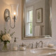 Applique a parete classica con struttura in alluminio diffusore in vetro a LED