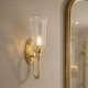 Applique a parete classica con struttura in alluminio diffusore in vetro a LED