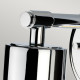 Lampada da parete per bagno struttura in acciaio e diffusore in vetro di design