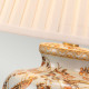 Lampada da tavolo classica con struttura in ceramica con paralume in tessuto