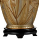 Lampada da tavolo in ceramica e paralume in tessuto dal design orientale