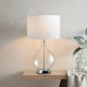 Lampada da tavolo moderna con base in acciaio e vetro con paralume in tessuto