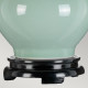 Lampada da tavolo moderna con struttura in ceramica e diffusore in tessuto
