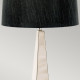 Lampada da tavolo moderna con struttura nichel in acciaio e paralume in tessuto