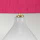 Lampada da tavolo moderna in ceramica e base in ottone con paralume in tessuto
