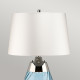 Lampada da tavolo piccola moderna con base in vetro e paralume in tessuto