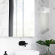 Applique moderna con diffusore in plexiglass con 2 lampadine