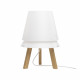 Lampada da tavolo con struttura in legno e paralume in PVC