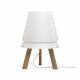 Lampada da tavolo con struttura in legno e paralume in PVC
