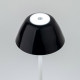 Lampada da tavolo con struttura in metallo bianca e diffusore in PVC