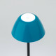 Lampada da tavolo con struttura in metallo nera e diffusore in PVC