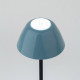 Lampada da tavolo con struttura in metallo nera e diffusore in PVC