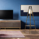 Lampada da terra con struttura in legno e paralume in PVC