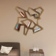 Libreria da parete con struttura in plexiglass dal design moderno