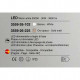 Applique da parete grande a LED con struttura in alluminio dal design moderno