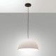 Lampada a sopensione con struttura in metallo e diffusore in plastica vegetale