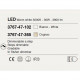 Lampada a sospensione a LED struttura in metallo con 3 diffusori in vetro