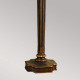 Lampada da terra classica con struttura in metallo e diffusore in vetro