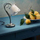 Lampada da comodino rustica in metallo con paralume in ceramica decorato a mano