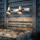 Lampada da parete dal design industrial con 2 diffusori a griglia in ceramica