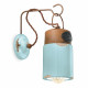Lampada da parete dal design industrial con diffusore a cilindro in ceramica