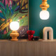Lampada da tavolo in ceramica dal design moderno ed elegante