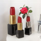 Vaso in ceramica dal design moderno a forma di rossetto grande