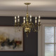 Lampadario in ottone dal design classico con 6 lampadine