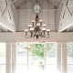 Lampadario rustico gigante struttura in acciaio e diffusori in organza a 15 luci