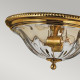 Plafoniera in ottone dal design classico con diffusore in vetro con 2 lampadine