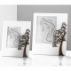 Portafoto da tavolo in legno dal design moderno con dettaglio in wengè